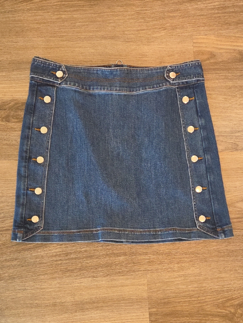 INC International Concepts Blue Denim Mini Skirt with Silver Buttons Size 8